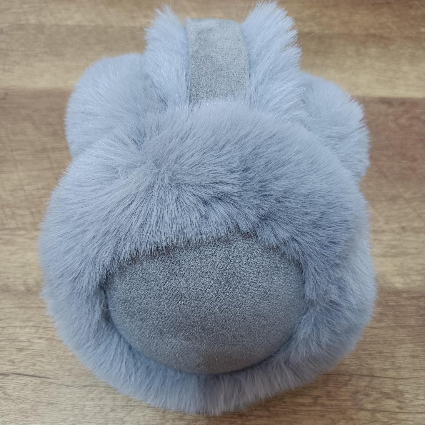 Cold-proof warm earmuffs